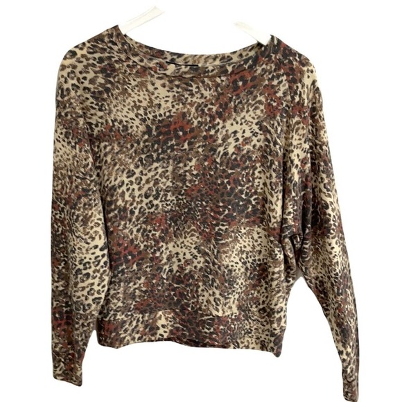 NWT Olivaceous Brushed Knit Animal  Print Pullover Top SZ S - Picture 1 of 4
